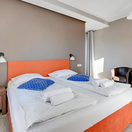 Beach Front - Nautilius Apartment